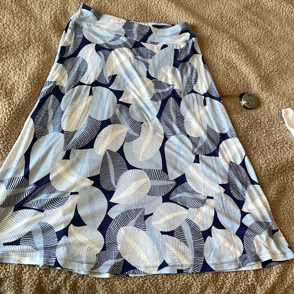 T-shirt material skirt 100% rayon - Picture 4 of 6